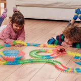 MagicCar - Circuit de Voitures Lumineux Flexible - Kidcado magasin de jeu et jouet Maroc